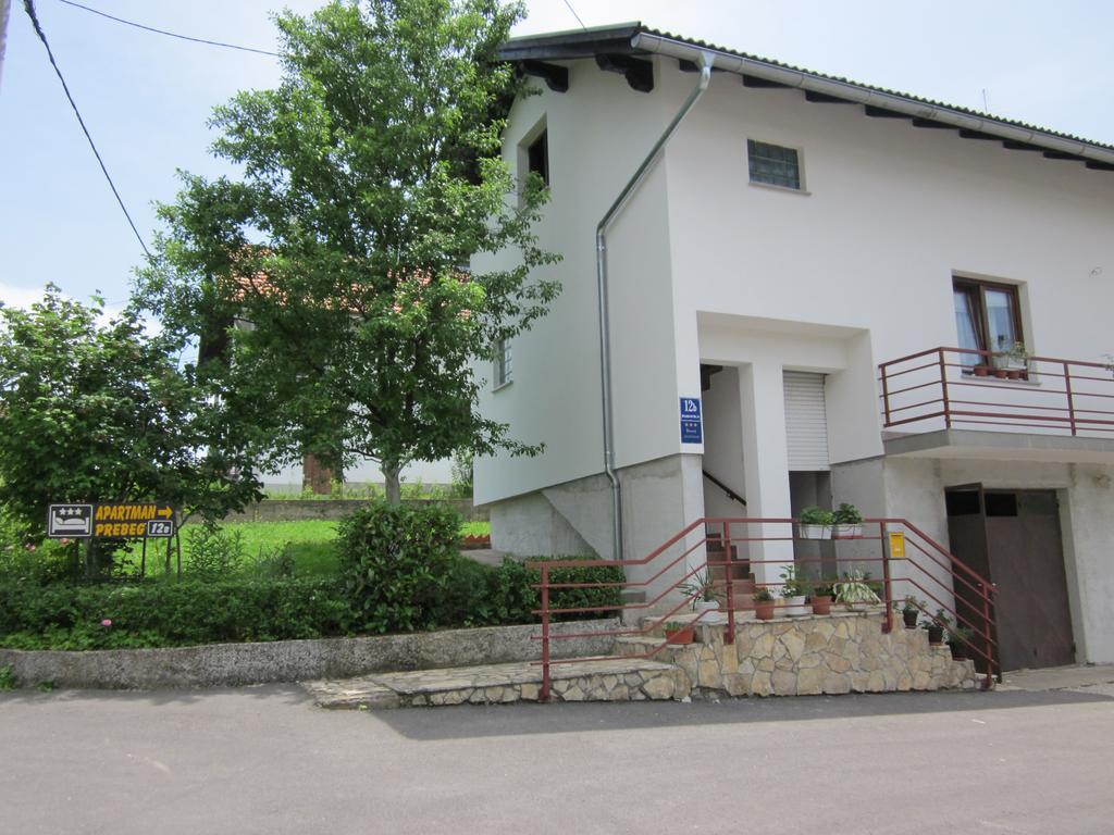 Apartmani Prebeg Rakovica Zewnętrze zdjęcie