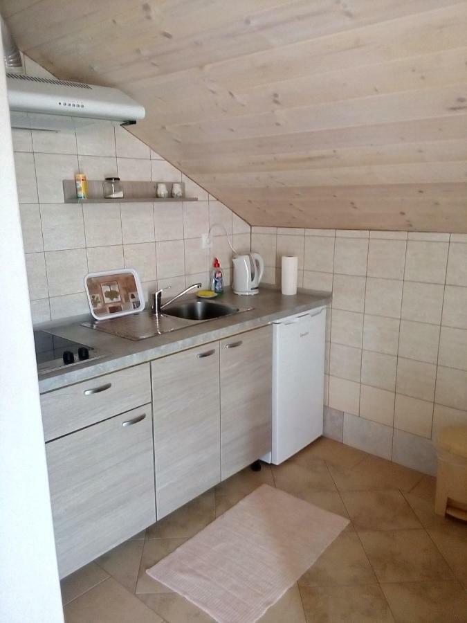 Apartmani Prebeg Rakovica Zewnętrze zdjęcie