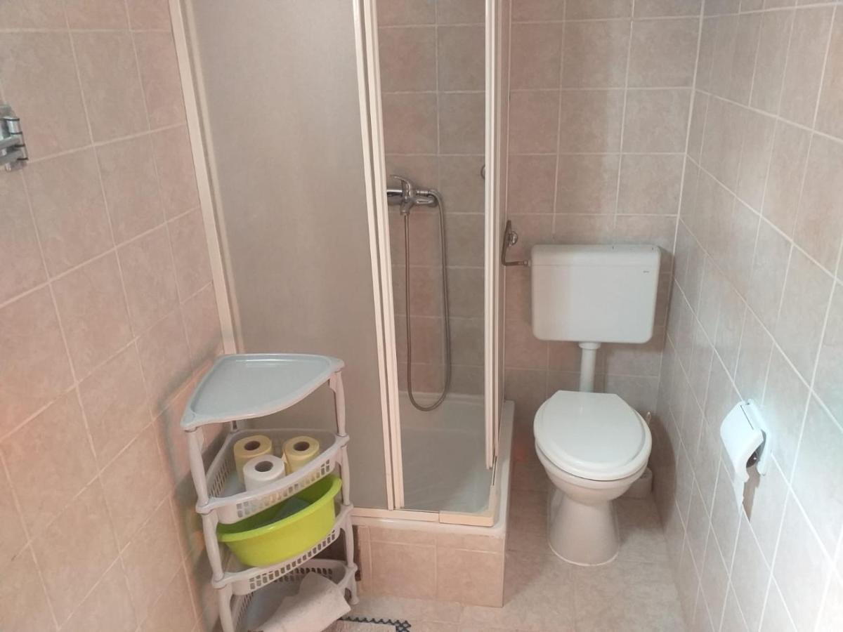 Apartmani Prebeg Rakovica Zewnętrze zdjęcie